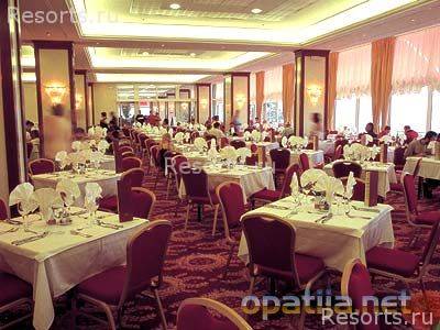 Ambassador Hotel 15